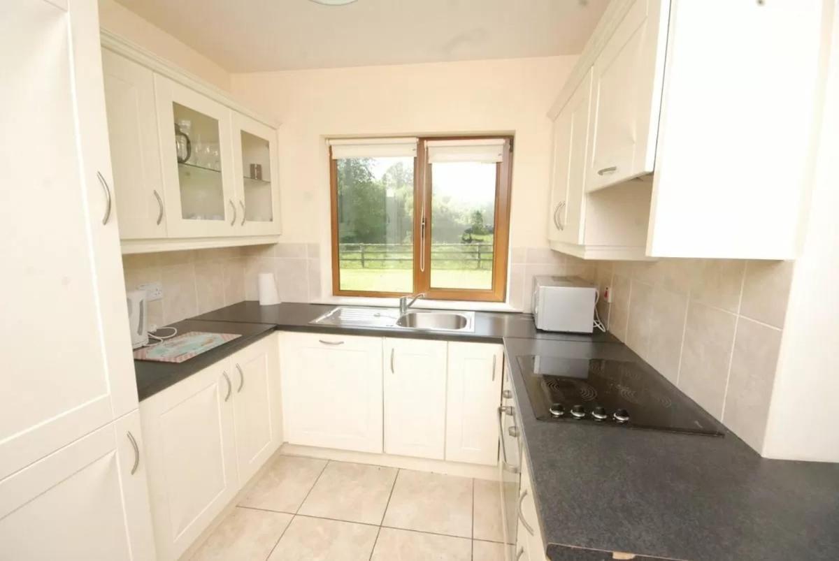 No 2 Ardnagashel Woods Villa Ballylickey Exteriör bild